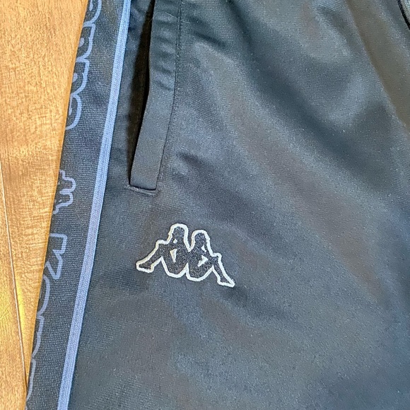 Kappa men’s jogging/track pants. - Picture 2 of 4